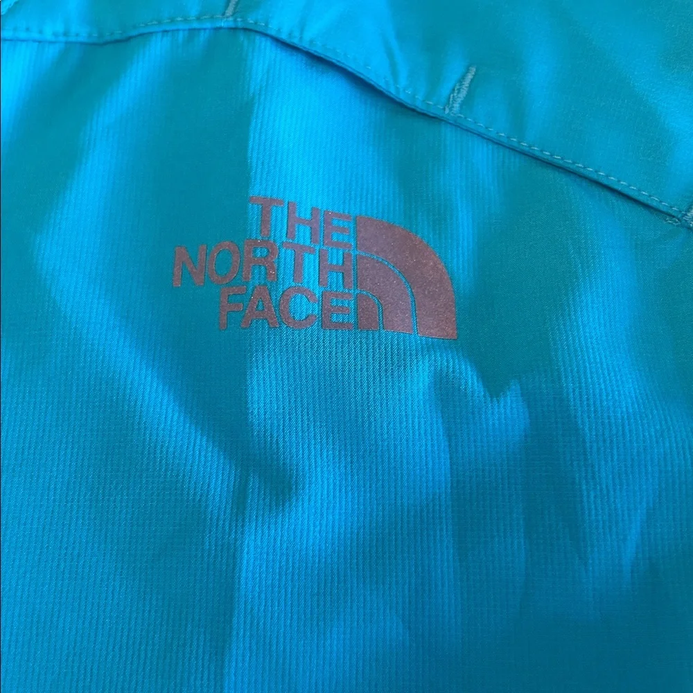 The North Face Men's Vibrant Blue‎ Windbreaker